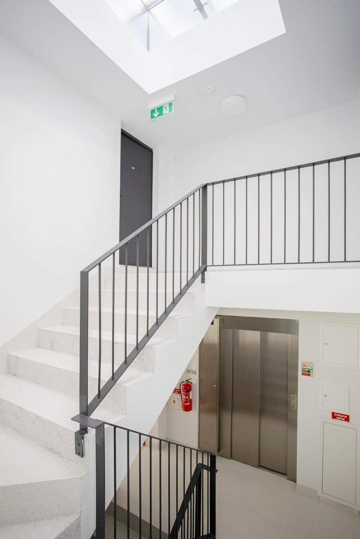 Liiiving In Porto-Modern & Glam Rooftop Apartment المظهر الخارجي الصورة